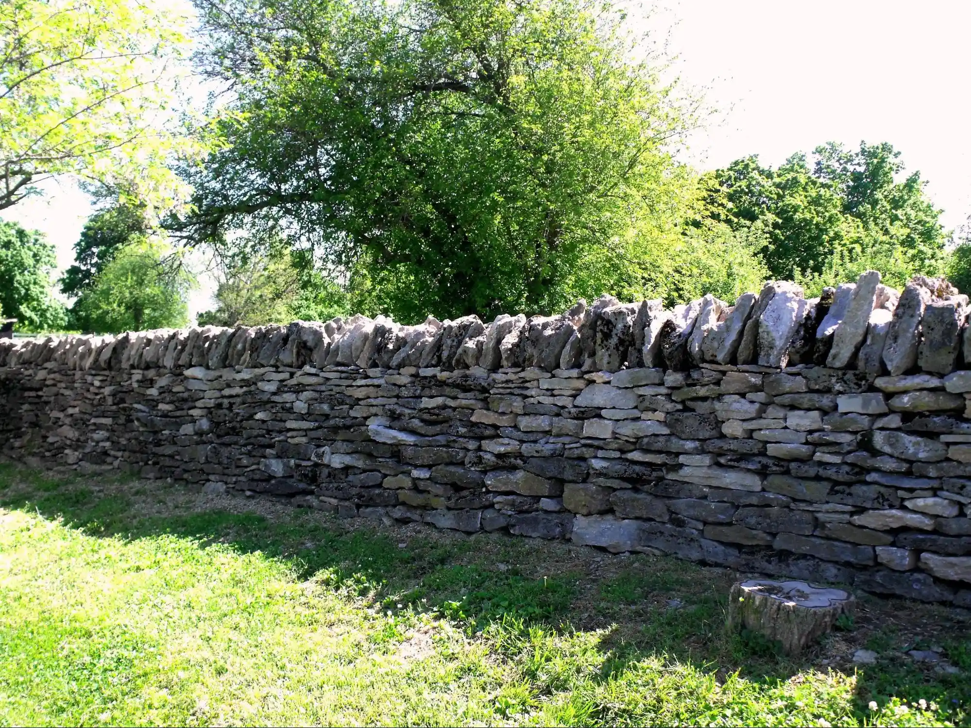 Natural Stone Wall Construction